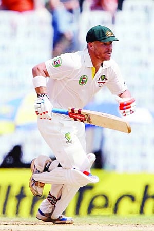 Warner returns to Ashes squad, eyes 3rd Test