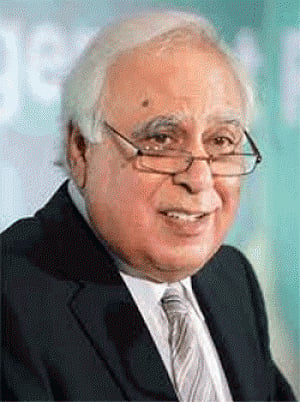 New telecom unified licences by tomorrow, M&A by Sept
