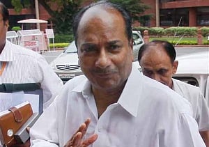 Pakistan Army troops killed Indian soldiers: Antony