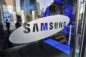 Apple win blocks some Samsung imports in US patent case