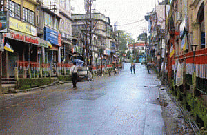 Top GJM leader arrested, bandh paralyse life in Darjeeling