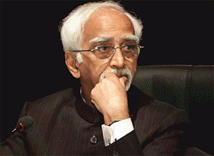 Ansari's 'anarchists' remark draws flak from BJP