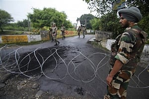 Uninterrupted curfew for sixth day in Kishtwar