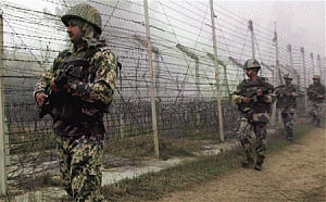 3 jawans, civilian injured in unprovoked Pak firing along loC