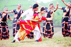 SRK's special Rakhi gift