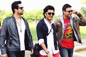 'Grand Masti' stars call for strict action for rapists