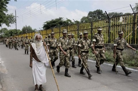 VHP leaders shifted to Etah jail, activists burn CM's effigy