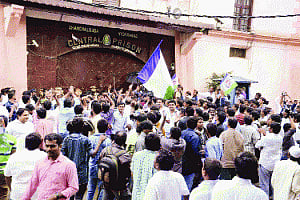 Jagan's fast for united AP completes day five