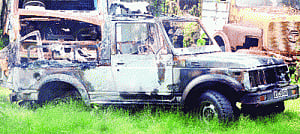 DU students torch SHO van