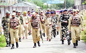 Separatists' call leaves Valley shut for 2nd day; probe begins