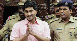 Jagan set to walk out of jail;supporters gather to welcome him