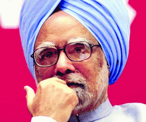 US court summons Manmohan Singh