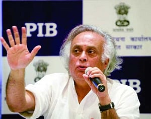 'land Bill won't have any bar on pvt land purchase'