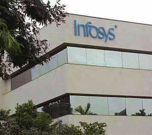 Infosys, IBM selected for over USD 400 million RBS contract