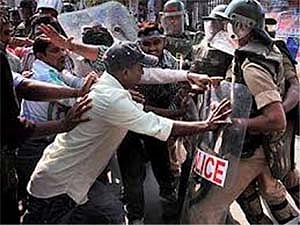 Protests in Seemandhra over Telangana