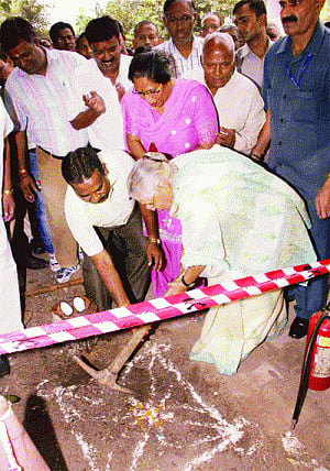 No longer a pipe dream, CM inaugurates PNG pipeline