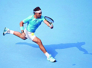 Nadal struggles into semis