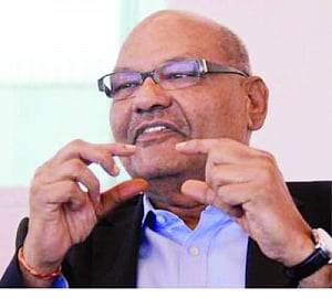 MinesMin seeks to delay decision on HZl, Balco stake sale, moves Cabinet note
