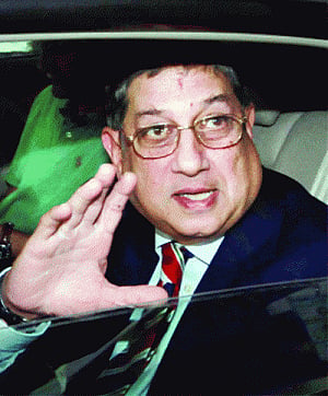 SC allows Srini to be back