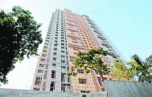 Adarsh scam: PAC slams Defence Ministry, Maharashtra Govt