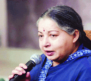 Jaya writes to PM, wants boycott of CHOGM meet