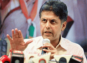 Unfair to point finger at PM for file handled by babus: Tewari