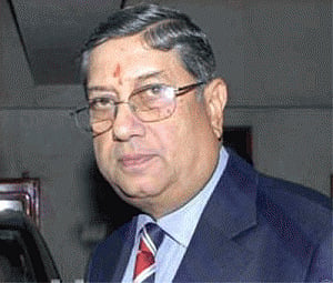 Srinivasan meets CSA chief, agrees in principle for India tour