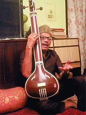...And the taanpura gently weeps