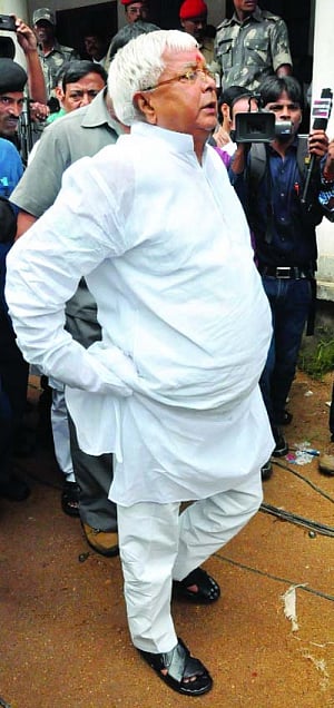 Provisional bail to Mishra, lalu to wait till Oct 30