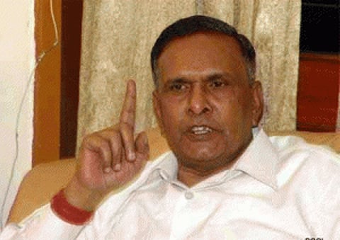 Modi cannot be pardoned for communal violence in Guj: Verma