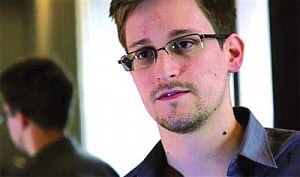 Snowden suspected of covering electronic tracks