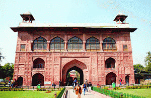 ASI to restore 'old charm' of Red Fort