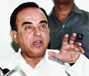 Kejriwal represents a motley crowd of anti-nationals: Swamy