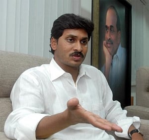 Quid-pro-quo case: Jagan & others appear before CBI court