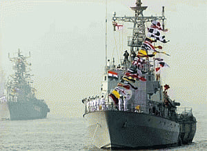 Antony arriving in Russia today for Vikramaditya handover