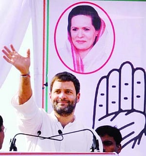 BJP favours interests of industrialists over common man: Rahul Gandhi
