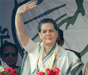 Delhi has become better under Congress rule: Sonia