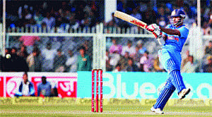 Shikhar pulls it India's way