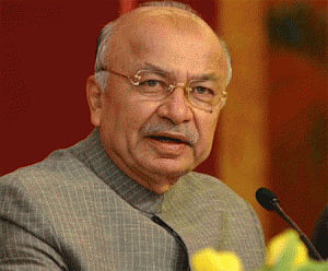 Centre cannot interfere in Tehelka case: Shinde