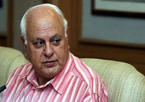 'Modi can't repeal Art 370 even if he becomes PM for 10 terms'