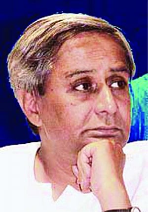 Tharoor opens Odisha Cong door to Naveen, shocks BJD