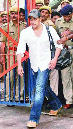 Fresh trial ordered in Salman's case