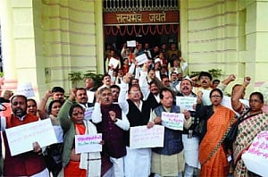 Din in Bihar Assembly over Patna rally blasts
