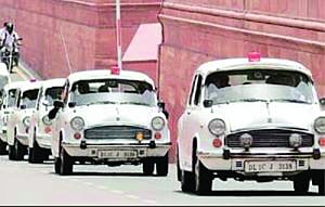 Red beacon privilege only for dignitaries: Apex court
