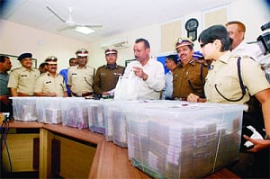 Narayan Sai aides detained for bribing cops