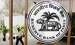 Banks to follow RBI and maintain rates
