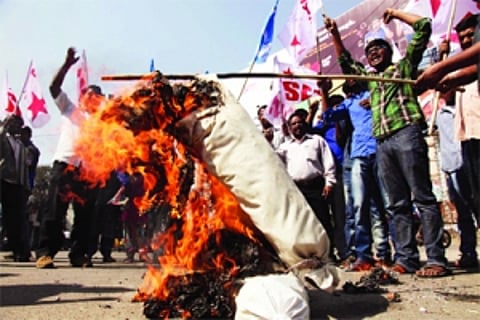 Govt's anti-Dalit mentality exposed: Maya