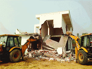 Civic bodies tighten noose around builders