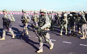 World leaders step up warnings on strife-torn S Sudan