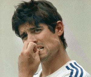 Under-fire Cook wants to stay England captain